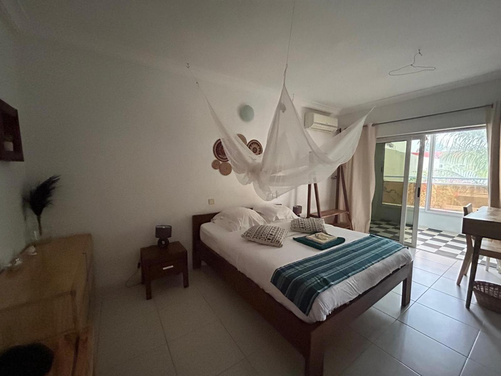 L'Oasis Guesthouse Cotonou Eksteriør bilde