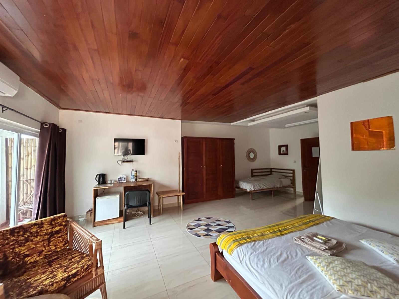 L'Oasis Guesthouse Cotonou Eksteriør bilde