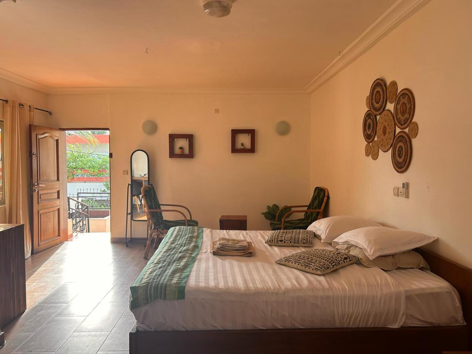 L'Oasis Guesthouse Cotonou Eksteriør bilde